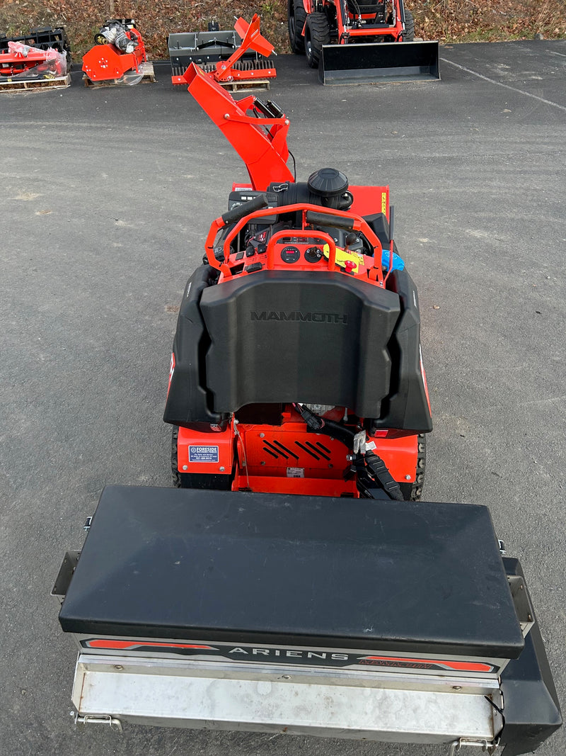 2022 Ariens Mammoth 850 with Attachments